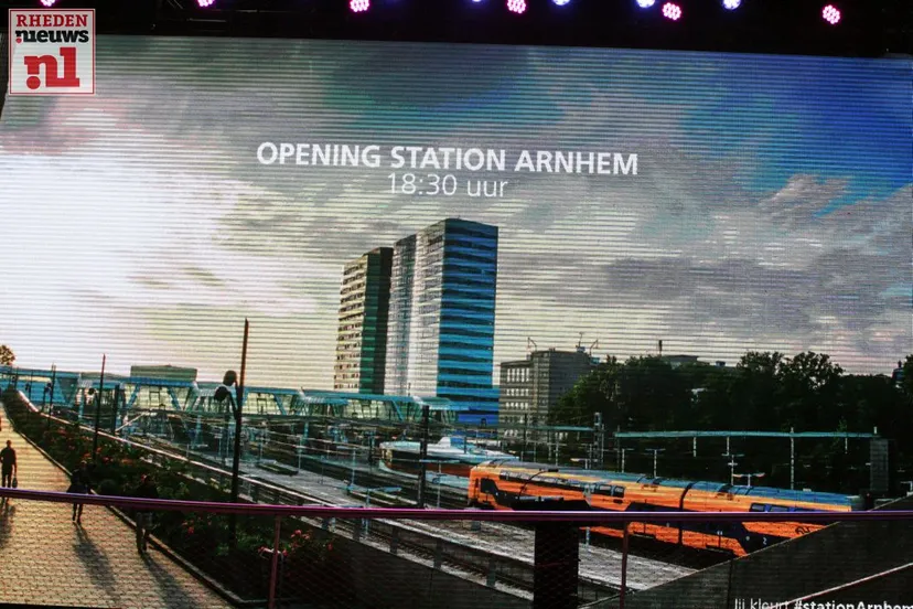 20151119 opening station arnhem centraal 001