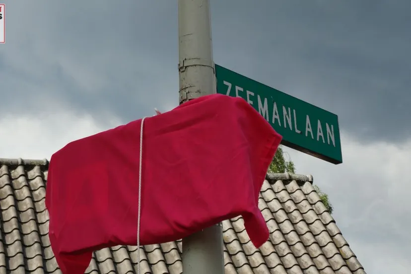 2017 07 19 onthulling buurtpreventiebord dieren 005