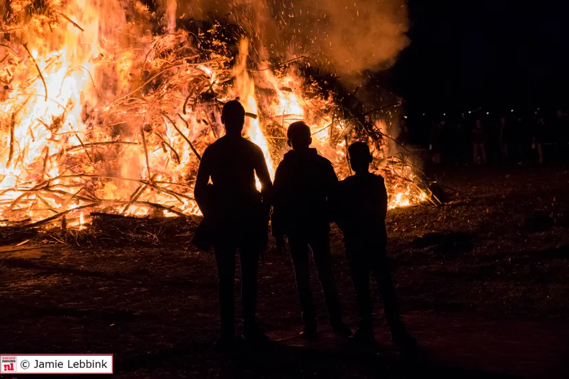 2018 03 31 paasvuur laag soeren 5