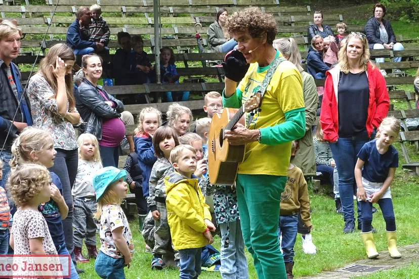 2021 08 18 kluizenaarsweg rozendaal op vakantie met dirk scheele in openluchttheater de pinkenberg 11