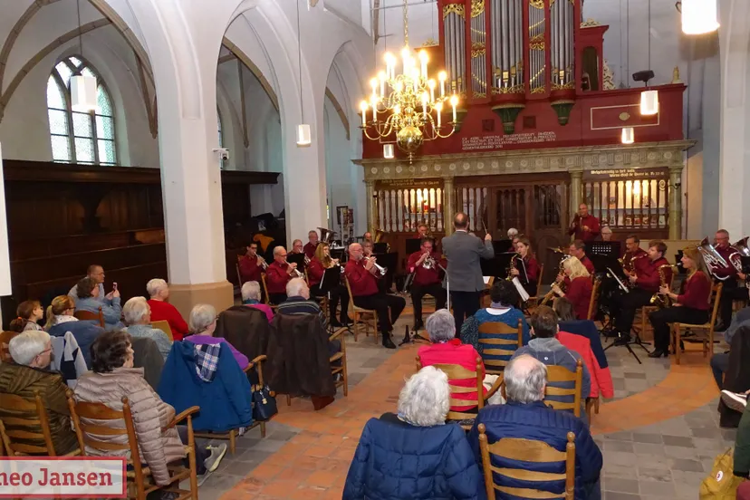 21 11 2021 rhedense fanfare corps geeft najaarsconcert in de dorpskerk te rheden 1