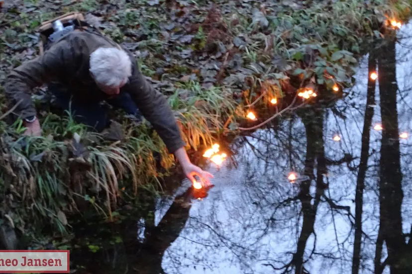 21 12 2022 walnootkaarsjes voor een goede wens voor familie vrienden of voor alle mensen 11
