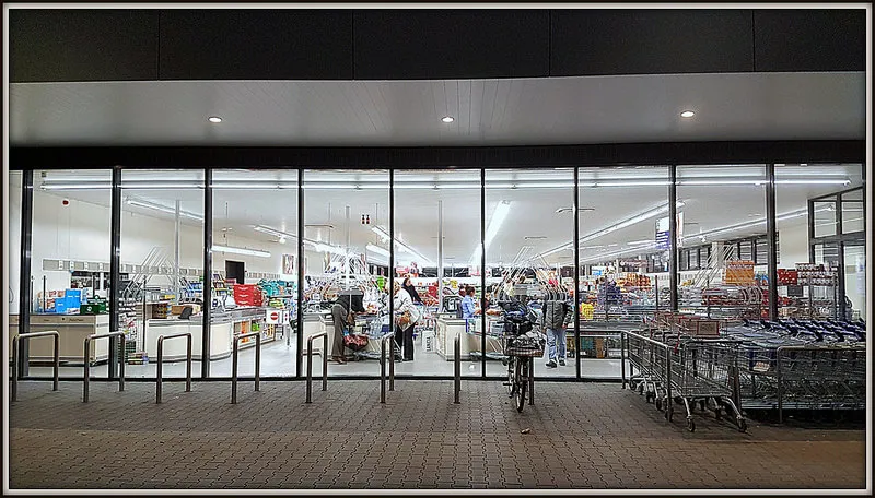 31718576245 e73b1b7801 c