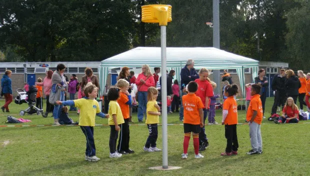 a7kiav00io51oi9uhvwvmecjf schoolkorfbal 2013 01