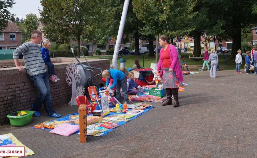 afcyqo9syw95pmqpr3ljkascl kleedjesmarkt 002