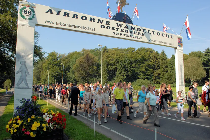 airborne wandeltocht 2015