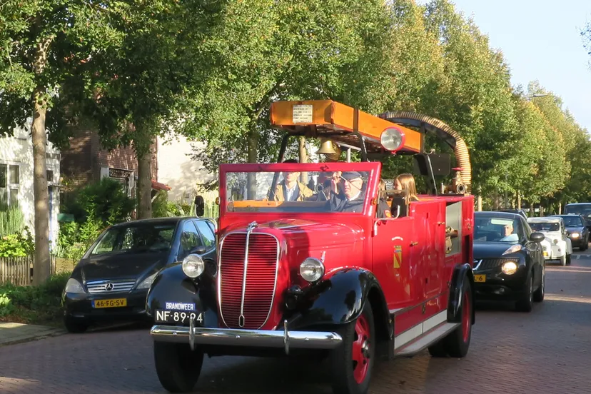 antieke brandweerwagen brandweer velp nelleke pinxter