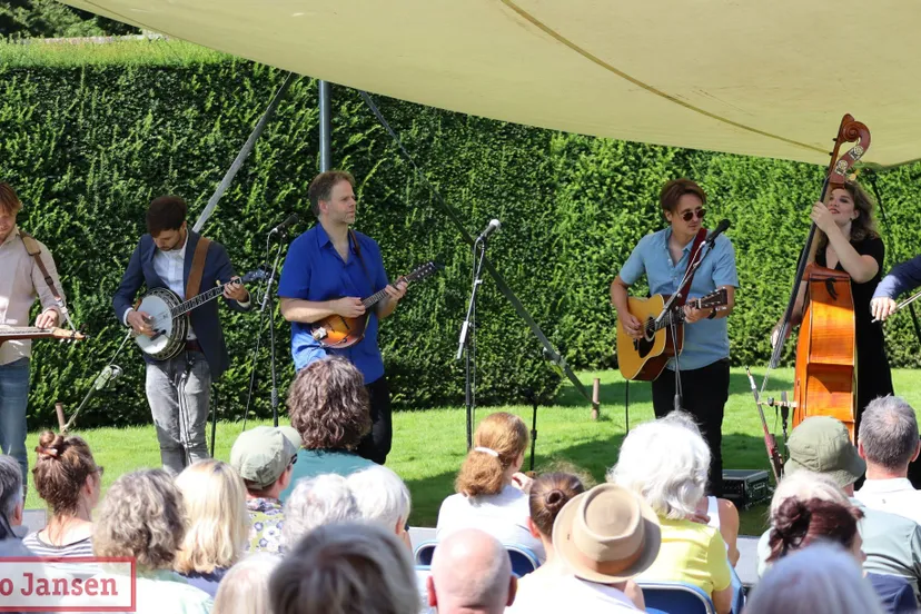 bertolf sluit concertreeks af bij kasteel middachten 28 07 2024 8
