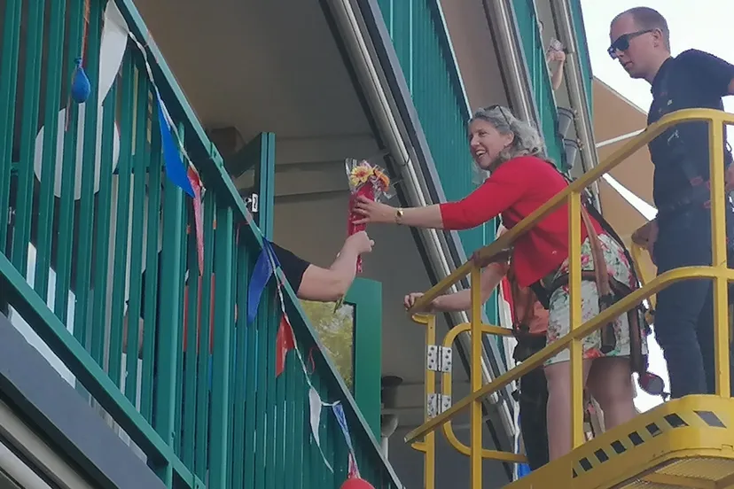 bloemengroet loco burgemeester hofstede