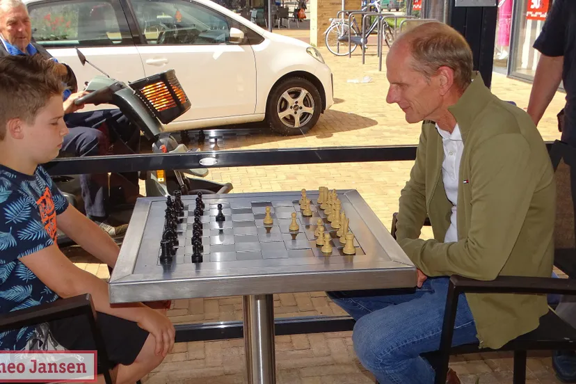 buiten schaken kan nu ook op calluna bij grand cafe theothorne 2022 07 16 1