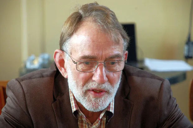 bzqez3qkptoxrhs7c09wpl0m9 2013 09 25 ko bakker 001