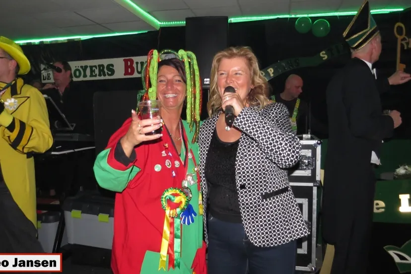 c2ecskqq37r72bog0ln6jyqq4 2014 03 04 de pinkenberg de leute bryers053