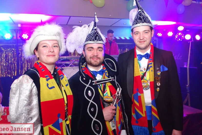 carnavalsbal bij cv de nolers in dieren 18 02 2023 1