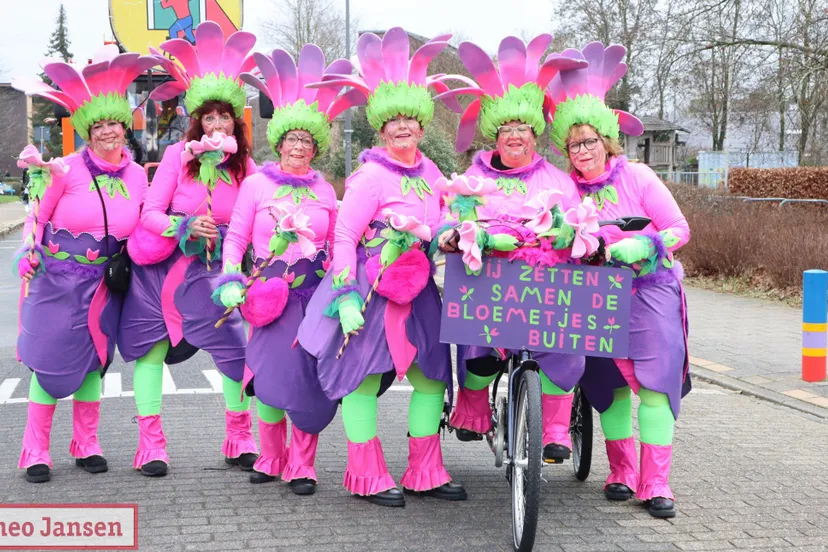 carnavalsoptocht dieren 2024 00