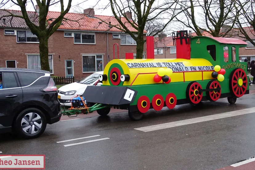 carnavalsoptocht velp 2019 1