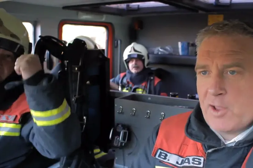 ci9n2fi7ym76ennbp7ma8vr95 brandweer0