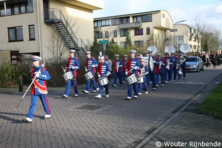 czbgpemkaltdnrmxdovyovodb 207215