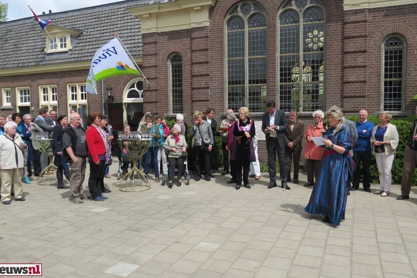 dcfcf8eireib5jzo5ou9ki0l4 schweerbeckehof075