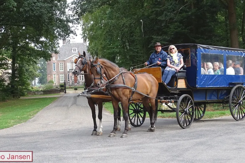 de biesdel velp met de paardentram van het geldersch vierspan door velp 2018 08 23 9