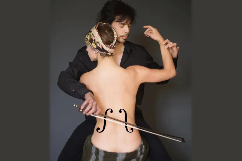 dialogue between a dancer and a cellist 1