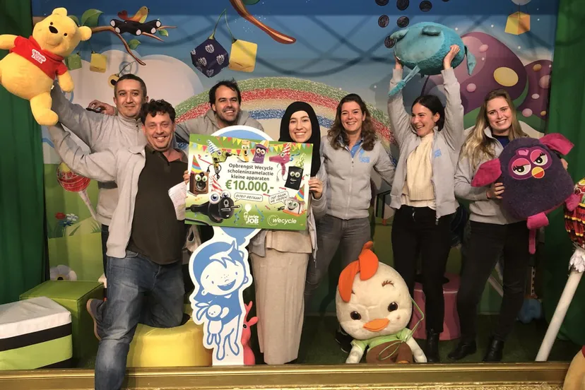 donatiecheque arentheem college titus brandsma wecycle