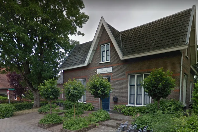 dorpsstraat 70 rheden google maps