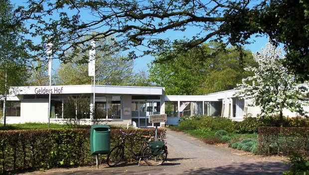 dtnt1j045u4g1h6n5bv2cks0n gelders hof