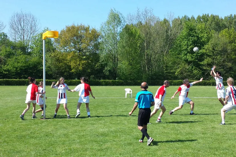 e096ebz5y0dx1t2z7zjfd2232 photo1