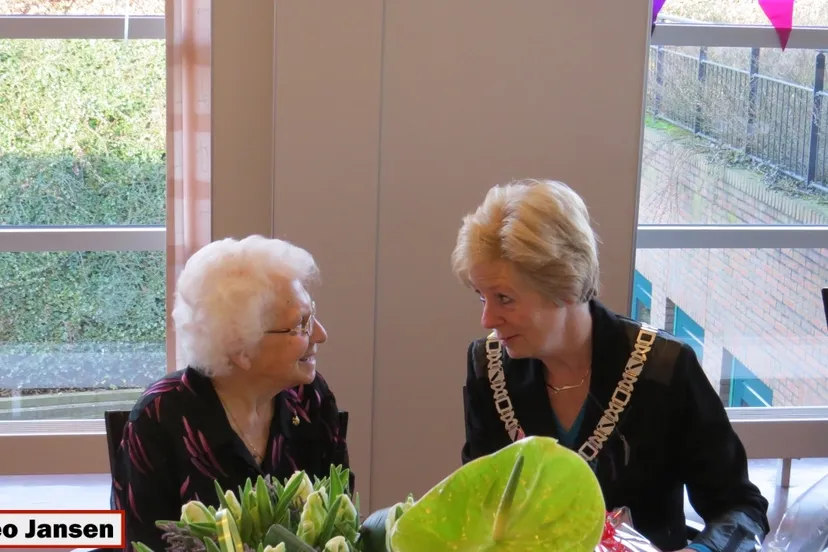 ea1403x5m9n94l8uxi0iy0nsd 2014 02 23 jantje bongers 105 jaar012