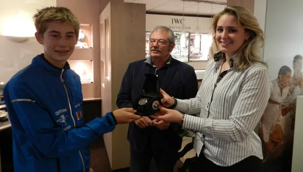 ed86m57z384idrojns92tivbv luuk nusselder