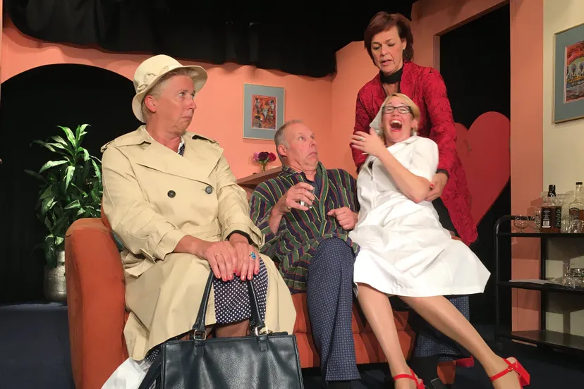 een dubbele agenda toneelvereniging de rhederijckers1