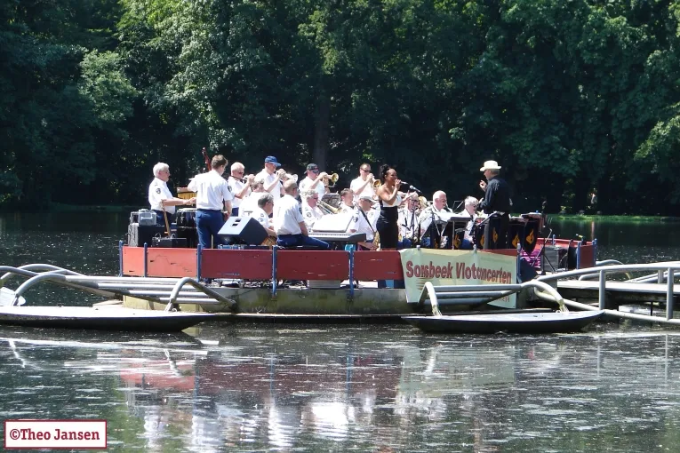 ehcuqa07lvvzjoaq4qtwftntc vlotconcert 002