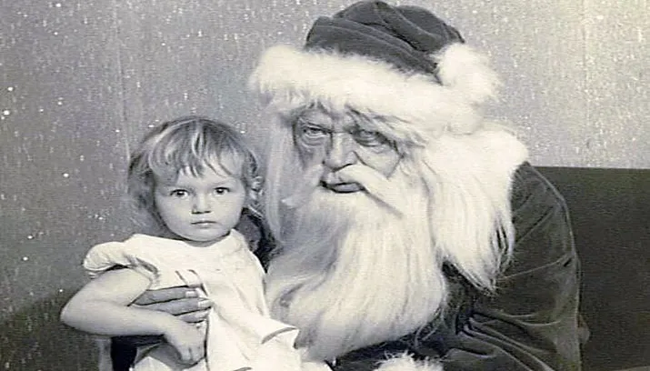 enge kerstman zwartwit