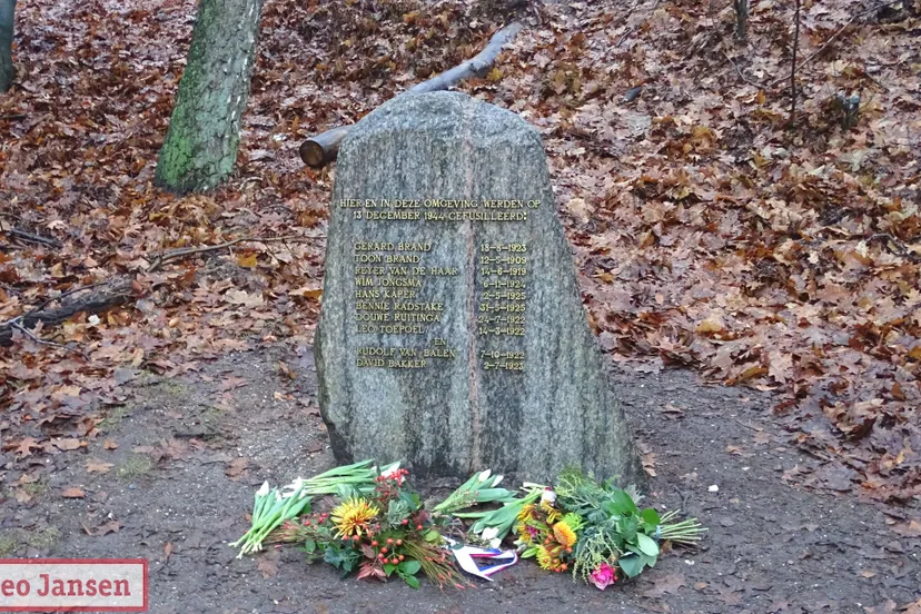 executie en massagraf bij emmapyramide in rozendaal herdacht 13 12 19 1