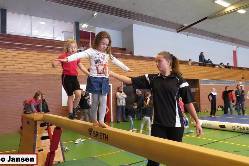 fb597y6wokas8kq9damt1lxm5 sportinstuif