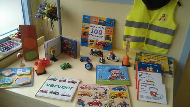 g1q79yuql440s8gml45kmw2lp jongleren in het verkeer