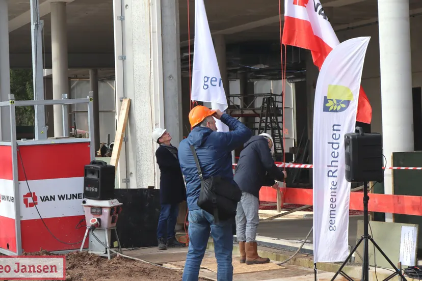 gemeentehuis rheden bereikt het hoogste punt 25 01 2024 11