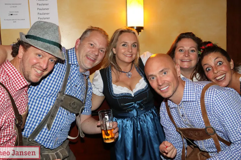 geslaagd oktoberfest in partycentrum ons huis in rheden 2023 1