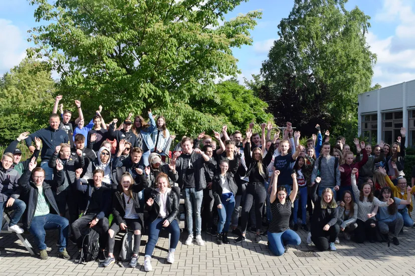 geslaagden 2019 aeres vmbo tamara van de krol