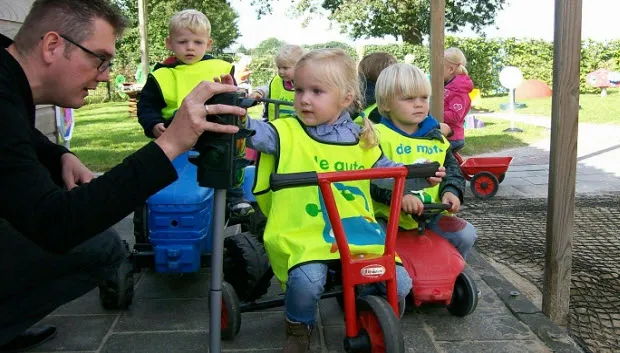 gg6v0kdbclbzerr8320w2azm3 jongleren0