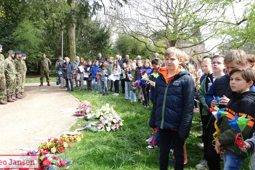 herdenking bevrijding in het carolinapark te dieren 17 04 2023 1 2