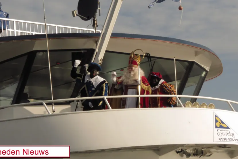 j42489wbrbytngbgchmtkksy1 2014 11 22 sinterklaasintocht dieren 027