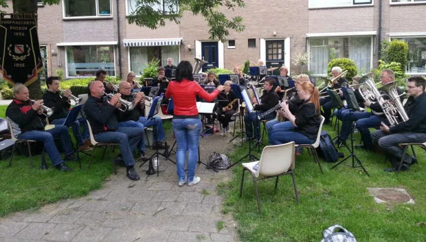 jc3m5nh671iimqaai5bdrgluf fanfare0