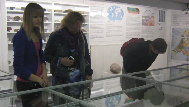 jeue3kcn5txf9114kqva02hus bij de gelderlandvitrines