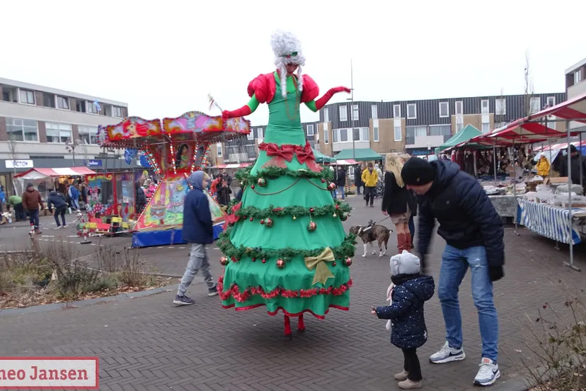 kerstmarkt in anton pieck sfeer in het winkelcentrum van dieren 11
