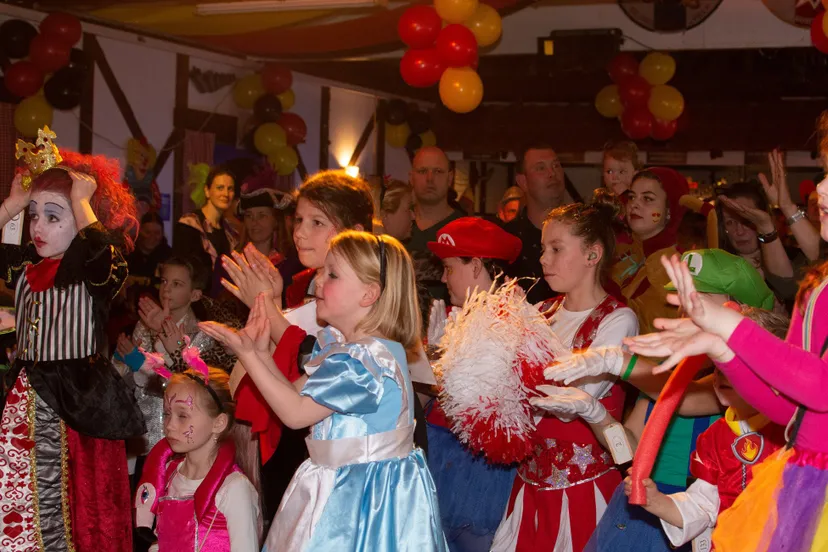 kindermiddag cv de narrenkap