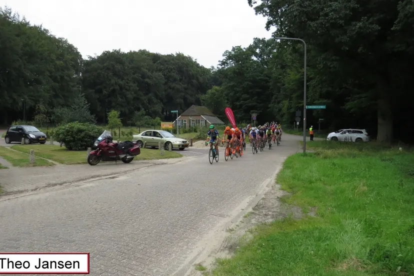 kluizenaarsweg 19 8 16 006