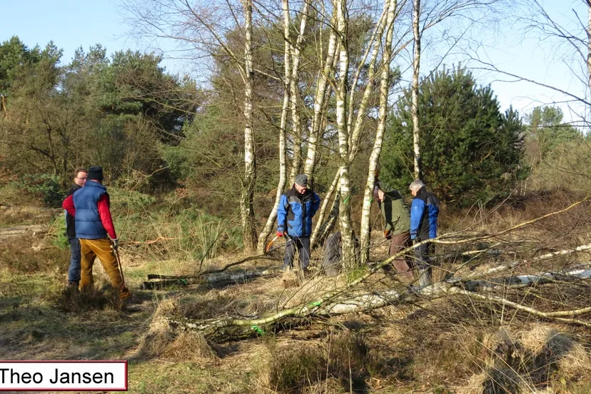 kluizenaarsweg 27 2 16 037