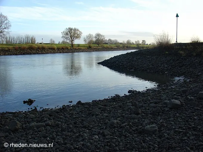 krjqxyfrllubtt6mv4gau59us 102208