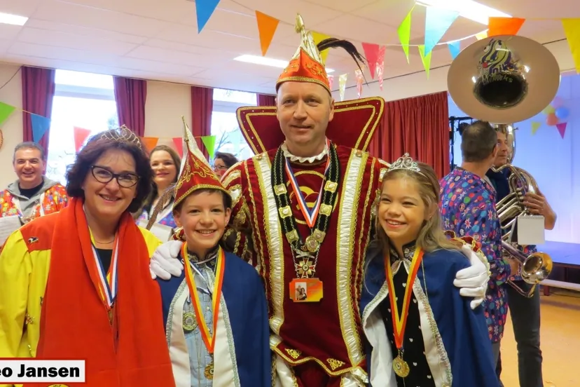 kutfd7oyo50myeosq4jt5a584 2014 02 28 carnaval fredericusschool013